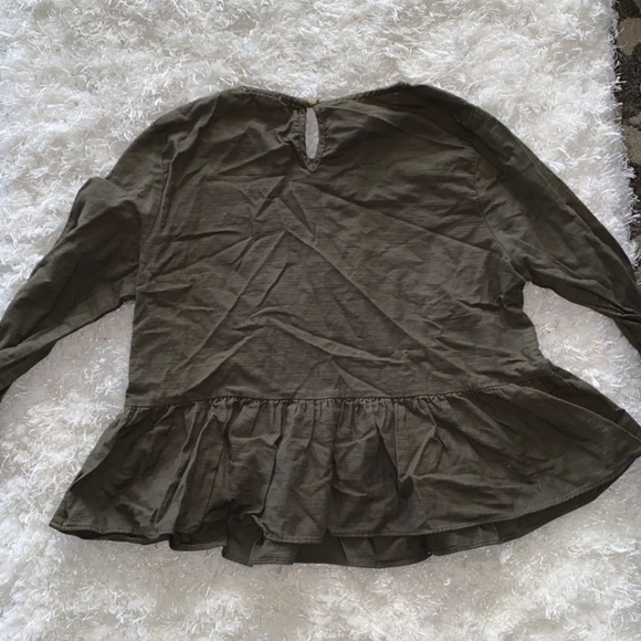 Copper Key ladies size XS olive green top - Picture 3 of 4